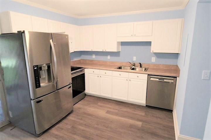 1852 Mepkin Road, Unit F7 Charleston, SC 29407 - Photo 5 of 8 Kitchen