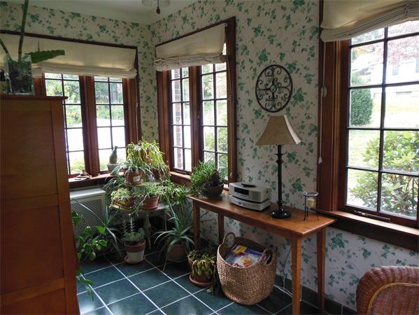 87 Monastery Avenue West Springfield, MA 01089 - Photo 14 of 29 Gallery Image 14