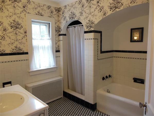 87 Monastery Avenue West Springfield, MA 01089 - Photo 17 of 29 Gallery Image 17