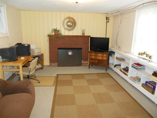 87 Monastery Avenue West Springfield, MA 01089 - Photo 24 of 29 Gallery Image 24