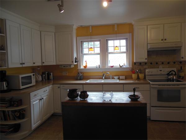87 Monastery Avenue West Springfield, MA 01089 - Photo 7 of 29 Gallery Image 7