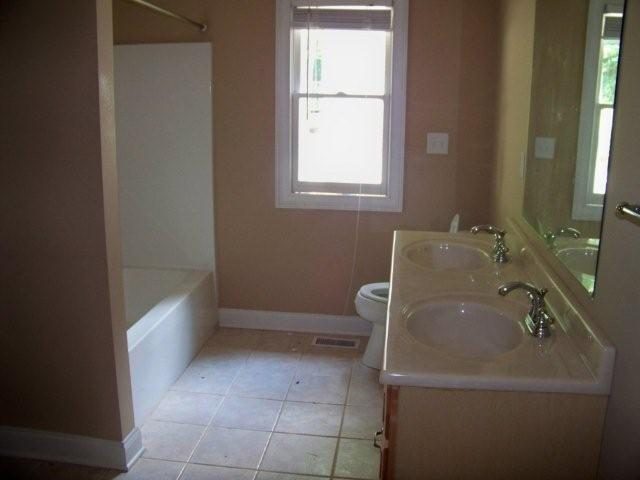513 Inlet Drive Seneca, SC 29672 - Photo 6 of 12 Gallery Image 6