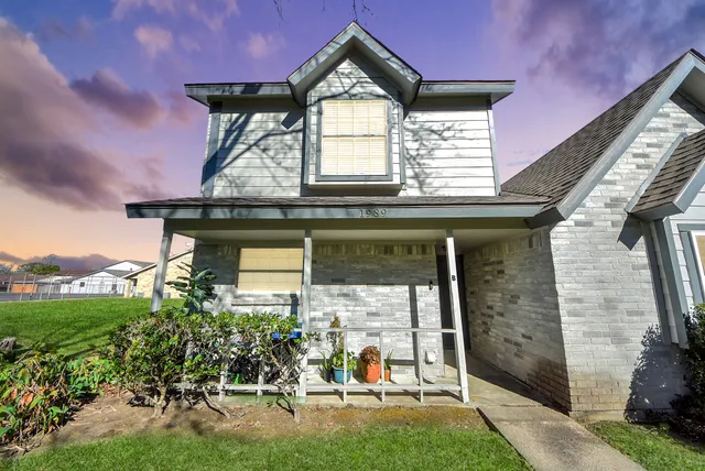 $135,000 | 1989 Country Village Boulevard, Unit B, Humble, TX 77338