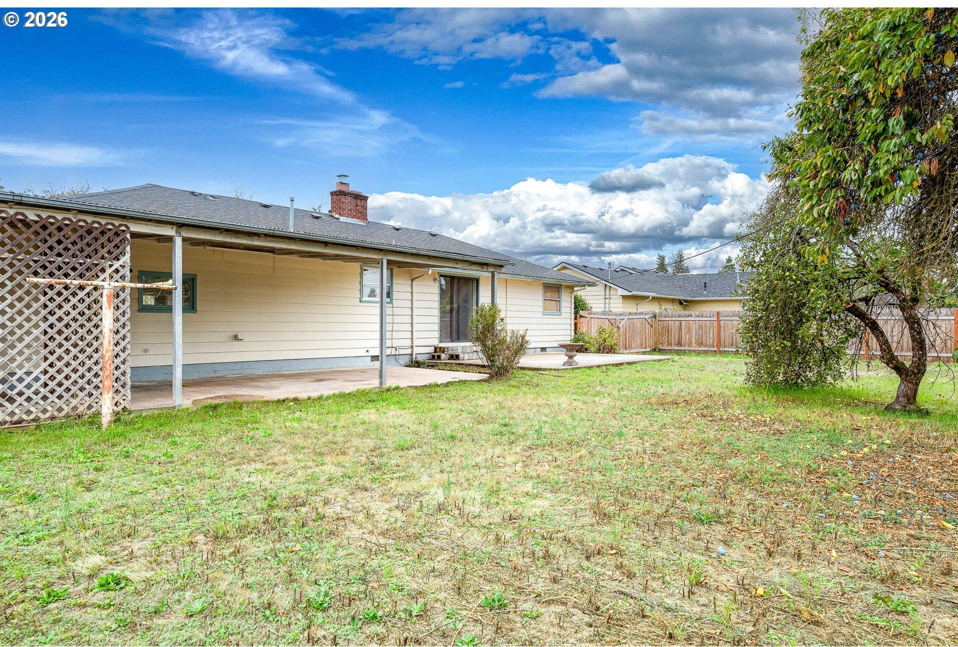3775 Harlow Road Eugene, OR 97401 - Photo 21 of 26 Gallery Image 21