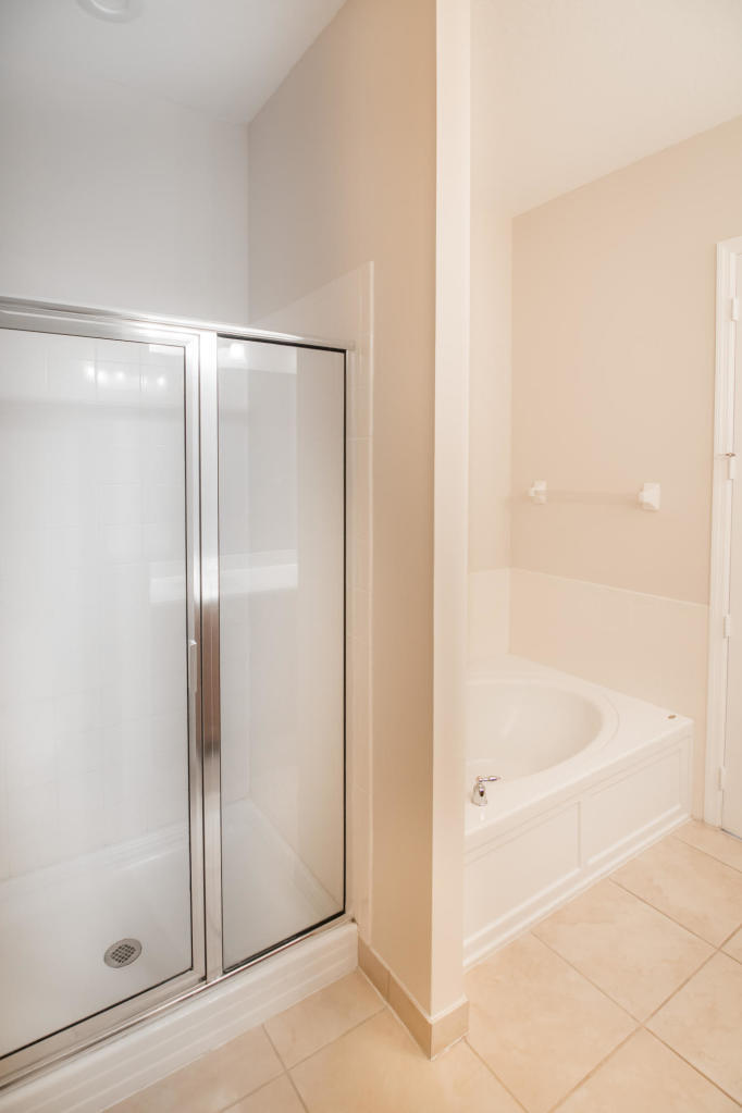 106 Tallow Trail Jupiter, FL 33458 - Photo 16 of 22 106T.15