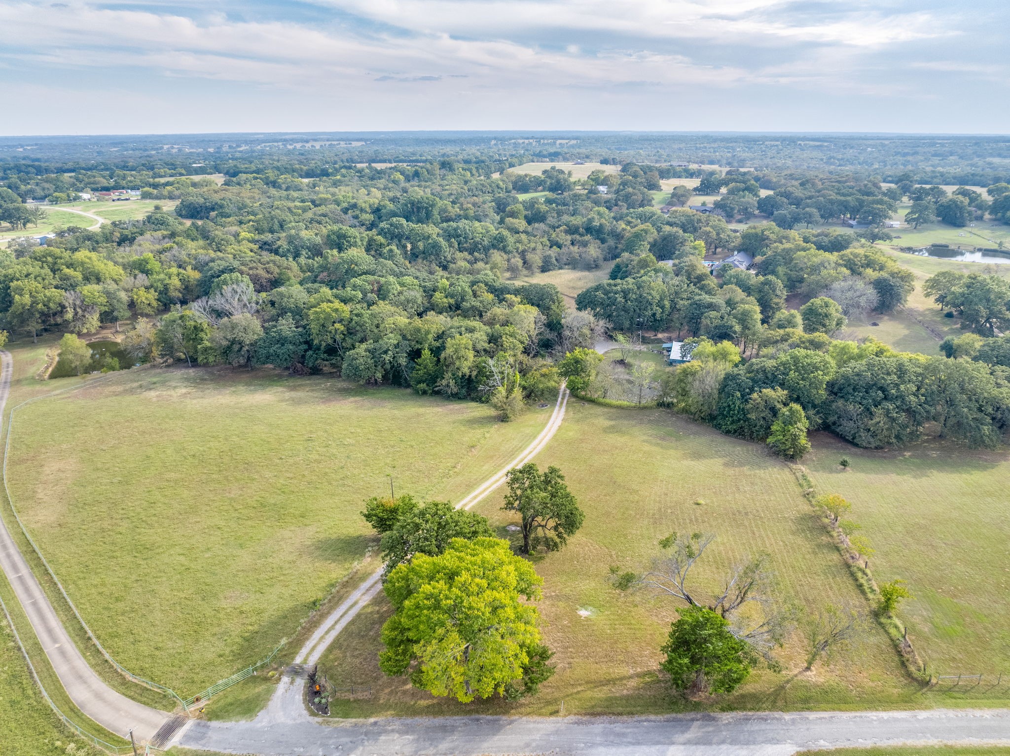 312 Magnus Road Denison, TX 75021 - Photo 11 of 50
