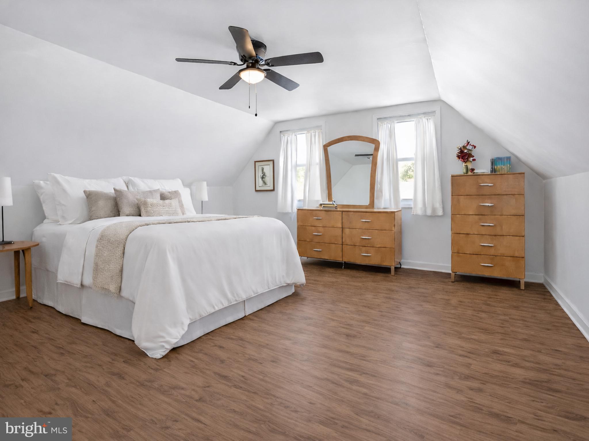 5 Middleton Lane Willingboro, NJ 08046 - Photo 14 of 20 2nd Floor Master Bedroom