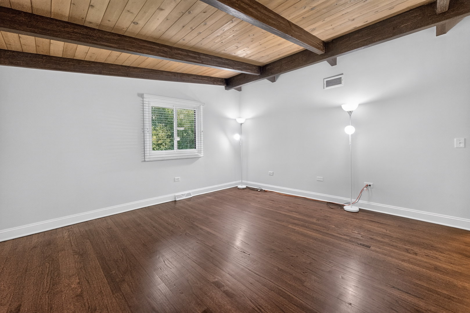 1S670 Winfield Road Wheaton, IL 60189 - Photo 17 of 31 Gallery Image 17