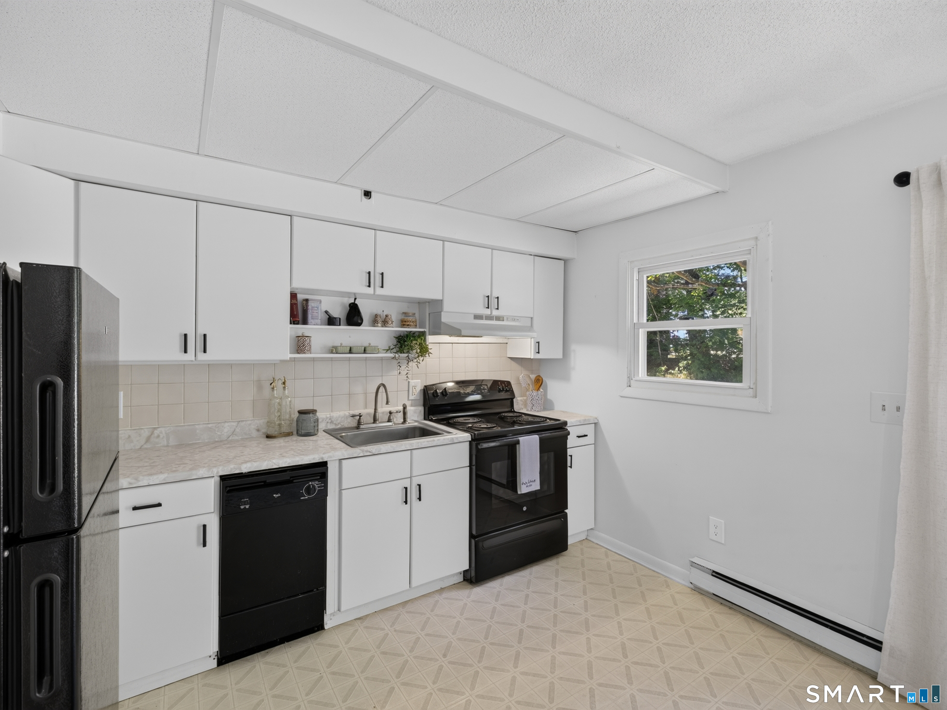 96 Canterbury Road, Unit B Plainfield, CT 06374 - Photo 13 of 29
