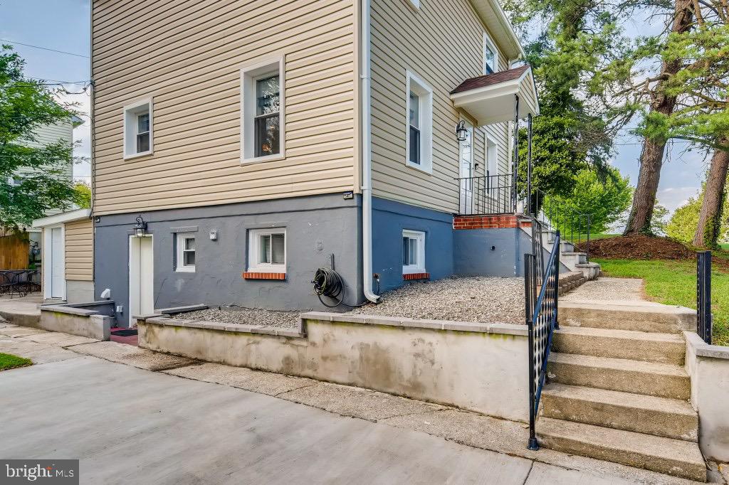 8126 Dalesford Road Baltimore, MD 21234 - Photo 3 of 26 Parking for4 cars, new siding, roof & windows
