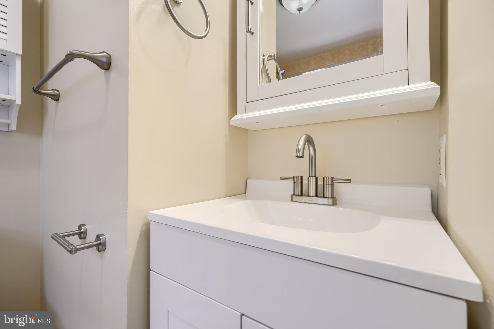 917 Ramsay Street Baltimore, MD 21223 - Photo 10 of 36 New vanity