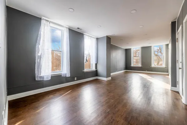 $720,000 | 3651 South Wood Street, Chicago, IL 60609