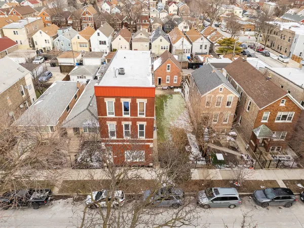 $720,000 | 3651 South Wood Street, Chicago, IL 60609