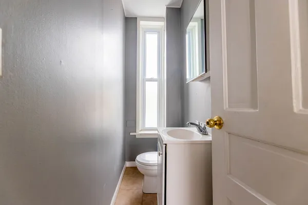 $720,000 | 3651 South Wood Street, Chicago, IL 60609