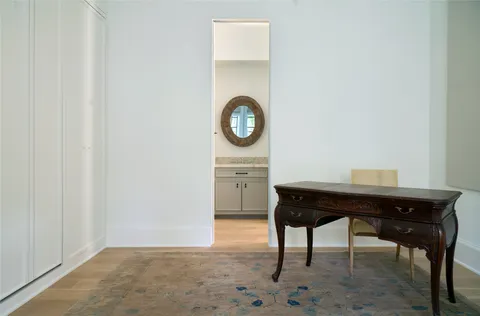 $2,895,000 | 3020 Duke Street, Houston, TX 77005