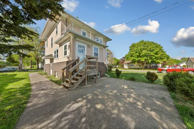 $205,000 | 205 2nd Street Southwest, Blooming Prairie, MN 55917