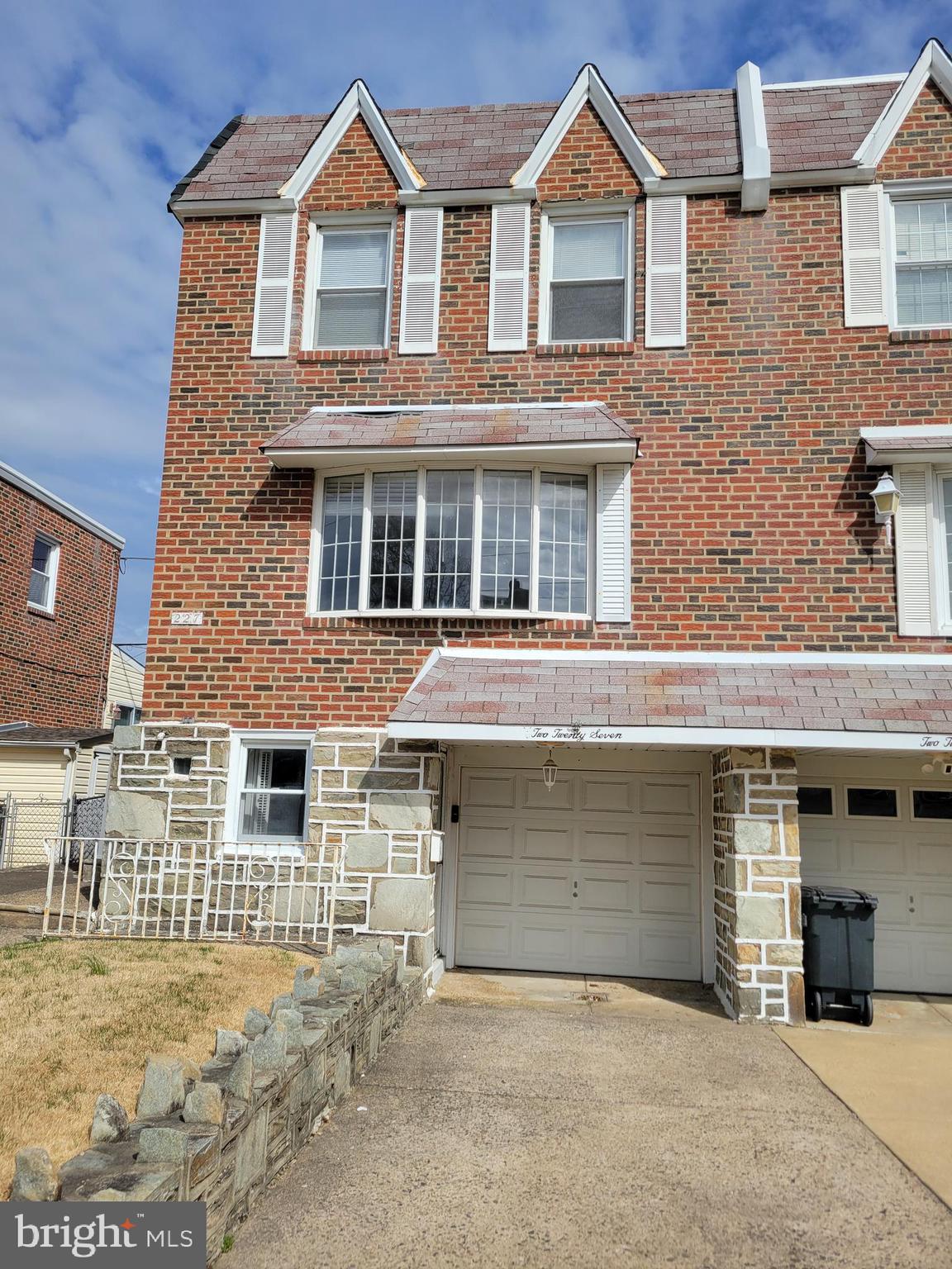 227 Ridgefield Road Philadelphia, PA 19154 - Photo 1 of 1 Gallery Image 1