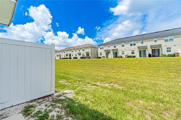 a front view of house with yard