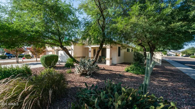 $2,700 | 25084 North 68th Avenue, Peoria, AZ 85383