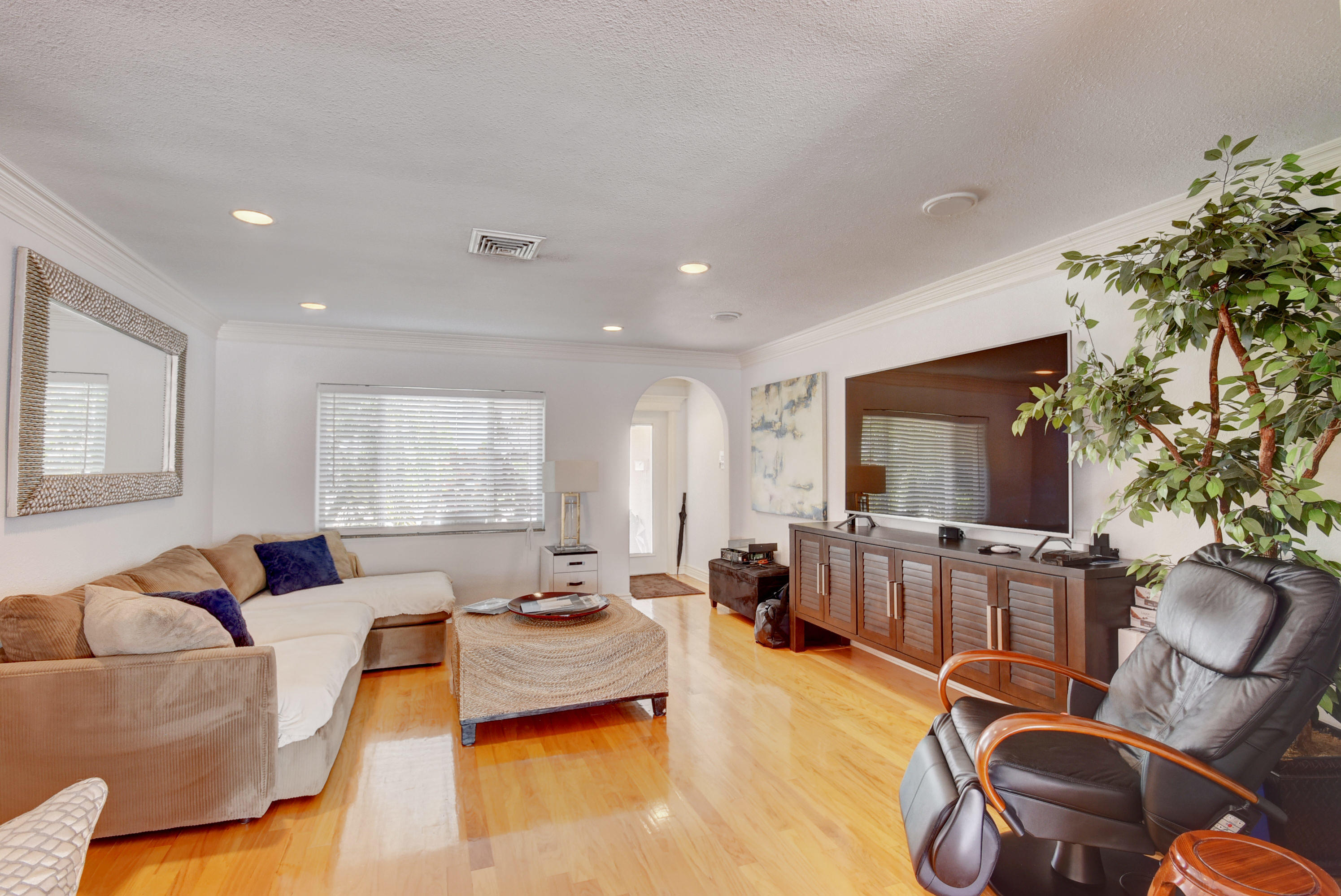 349 Northeast 2nd Street Boca Raton, FL 33432 - Photo 20 of 24 Virtuals1 (20)