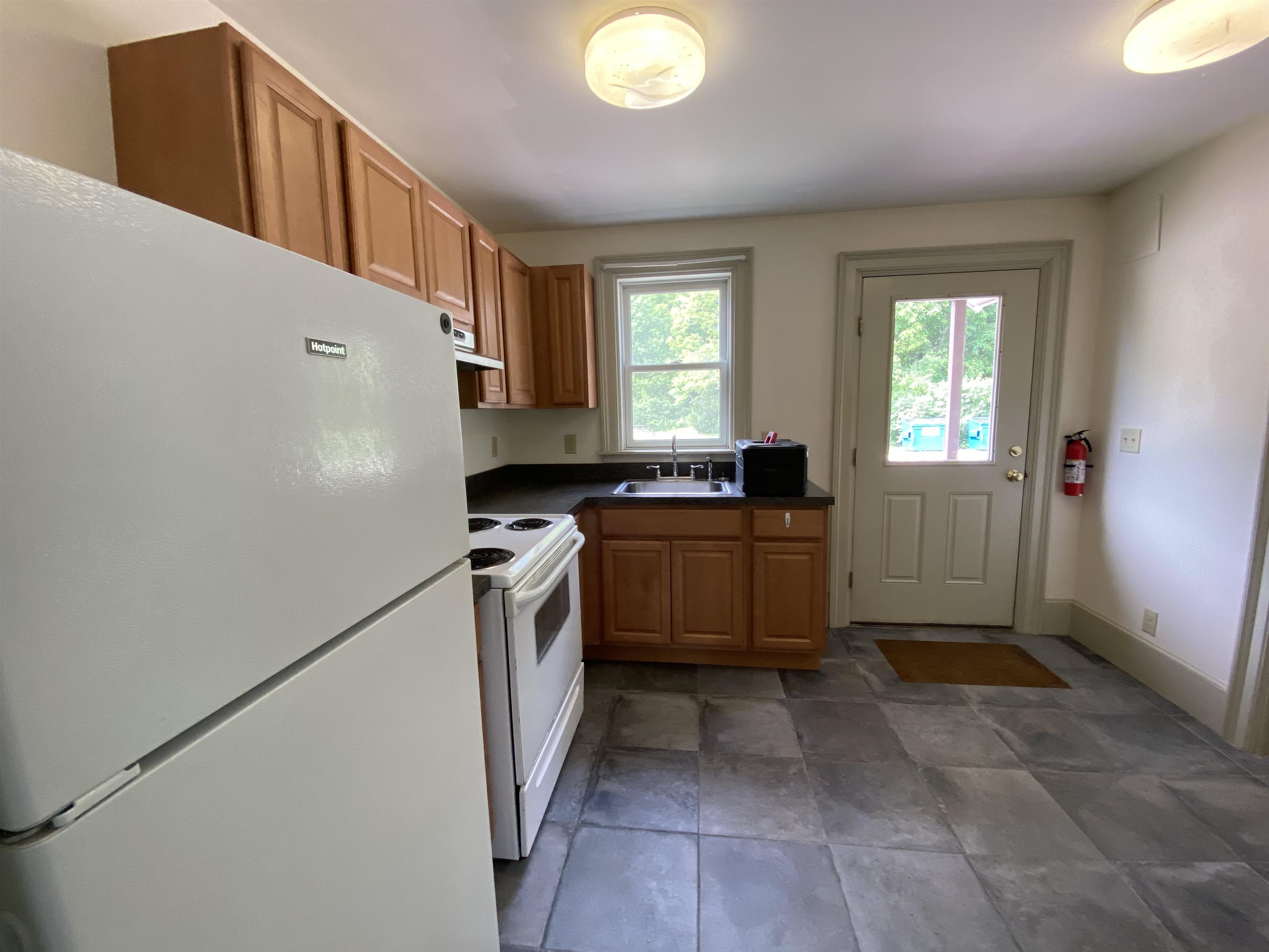 275-279 Mast Road Durham, NH 03824 - Photo 16 of 35