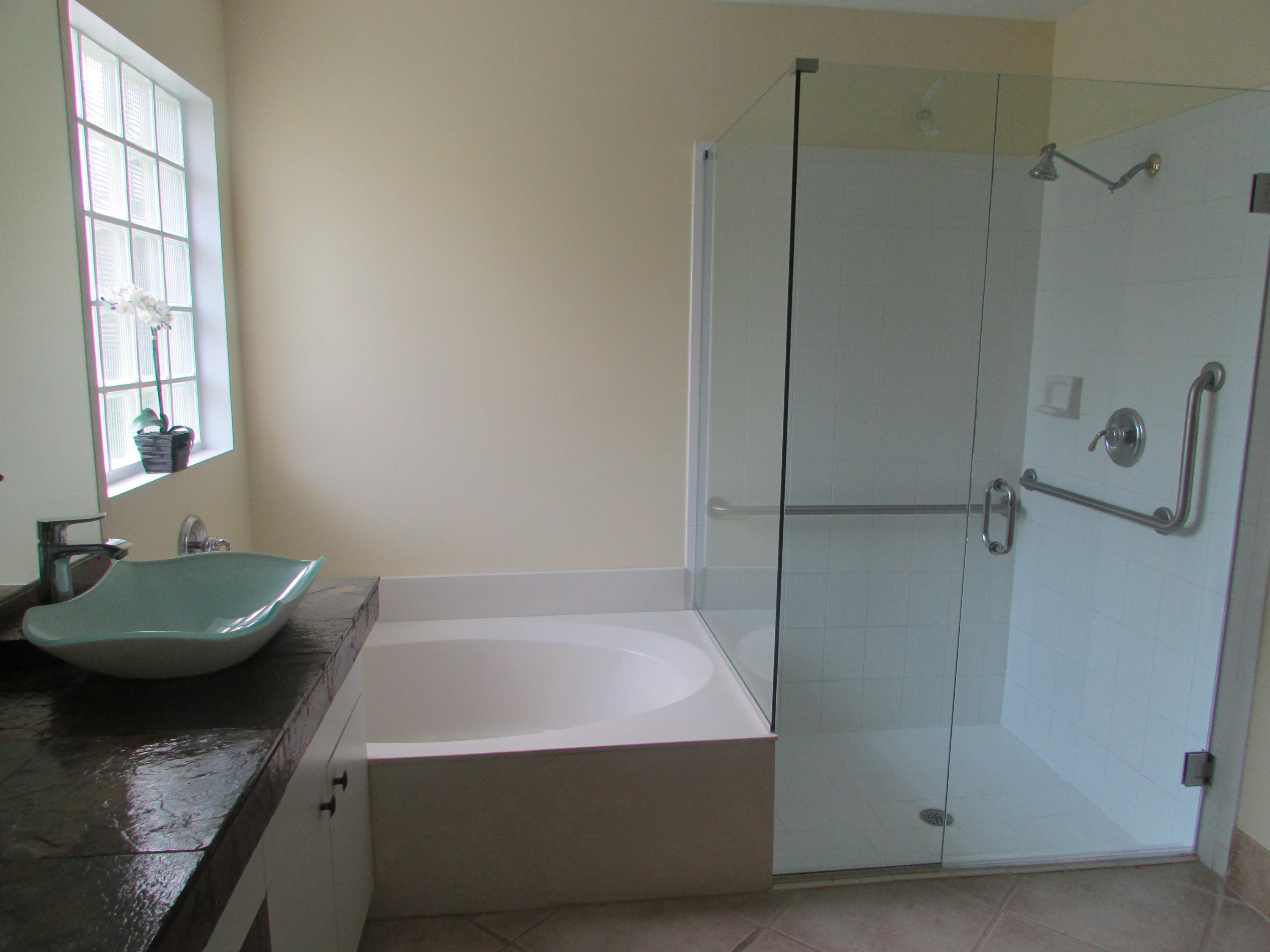 1071 Aspri Way Riviera Beach, FL 33418 - Photo 17 of 31 IMG_0294