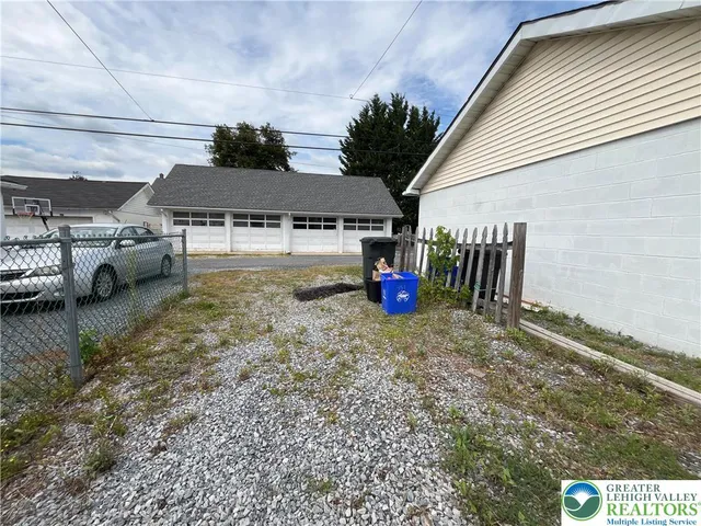 $1,595 | 451 East 10th Street, Northampton, PA 18067