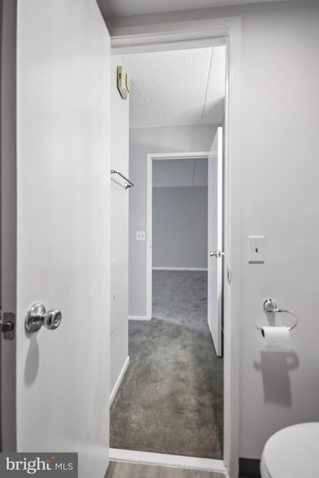 5911 Edsall Road, Unit 309 Alexandria, VA 22304 - Photo 6 of 25