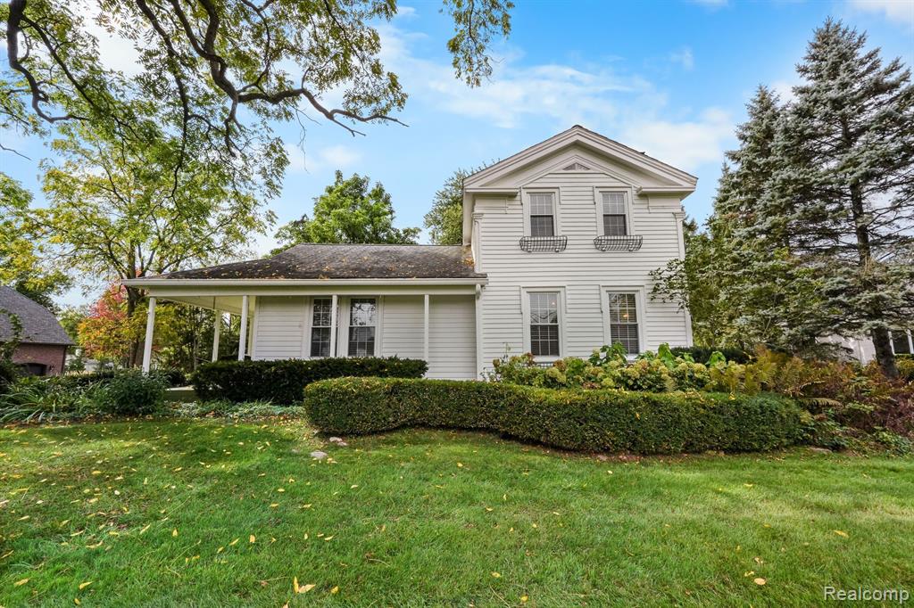 5560 Franklin Road Bloomfield Hills, MI 48301 - Photo 2 of 55 Gallery Image 2