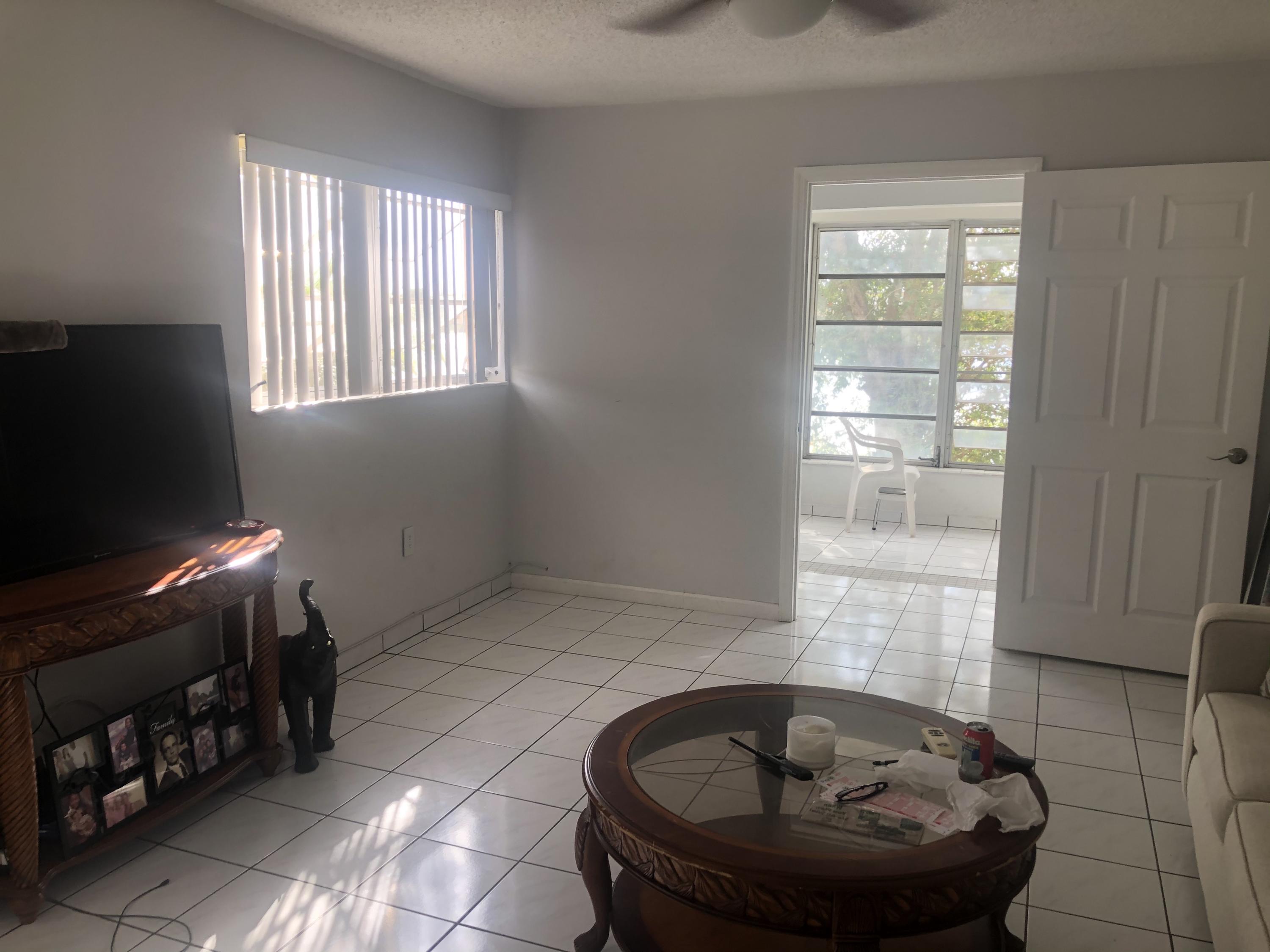 19080 Northeast 3rd Court, Unit 311 North Miami Beach, FL 33179 - Photo 5 of 18 Living