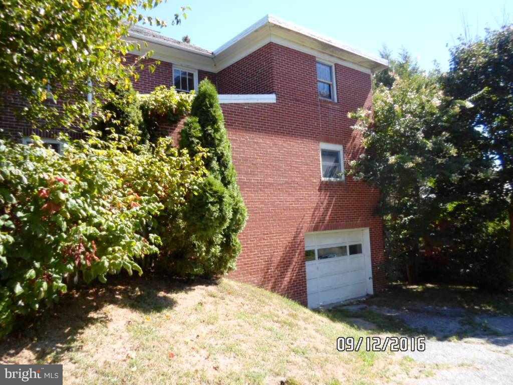 58 York Avenue Spring Grove, PA 17362 - Photo 3 of 21 Gallery Image 3