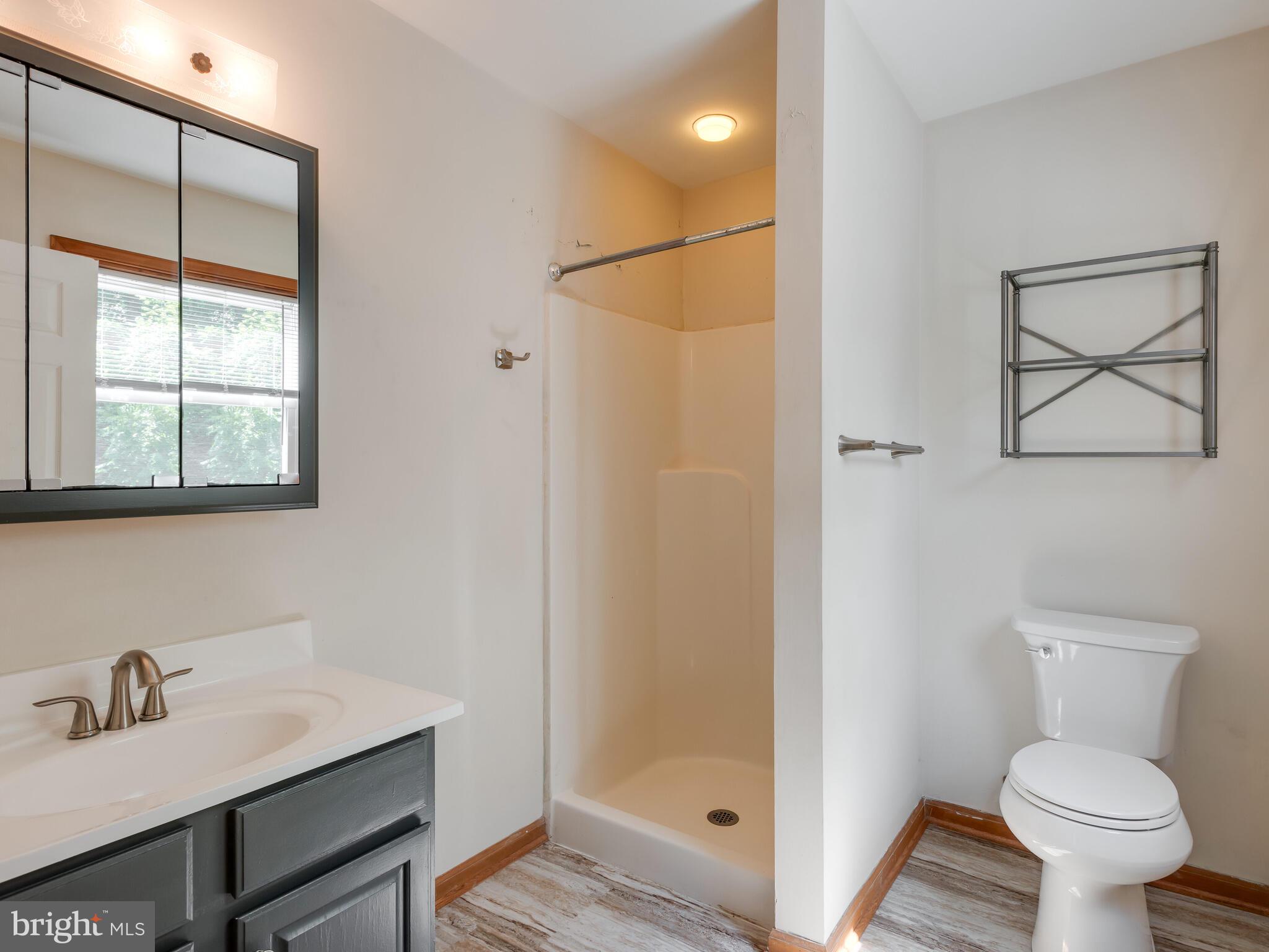 1401 Dowlin Forge Road Downingtown, PA 19335 - Photo 30 of 54 Guest house