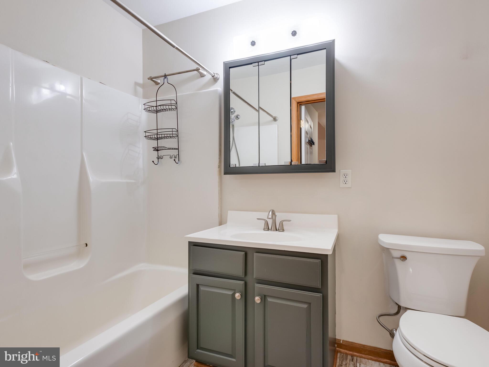 1401 Dowlin Forge Road Downingtown, PA 19335 - Photo 32 of 54 Guest house