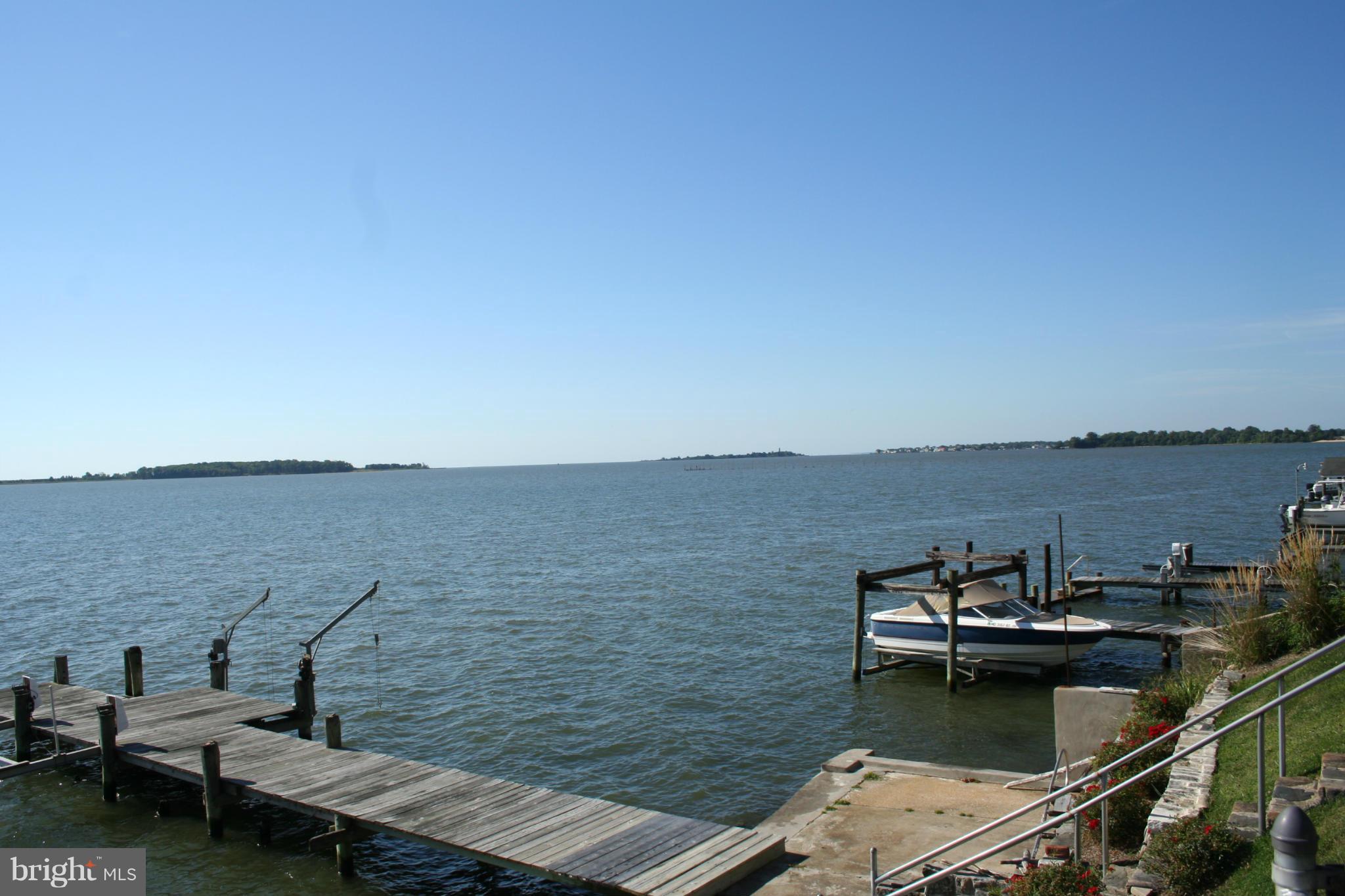 2514 Barrison Point Road Essex, MD 21221 - Photo 19 of 22 a view of a terrace with chairs
