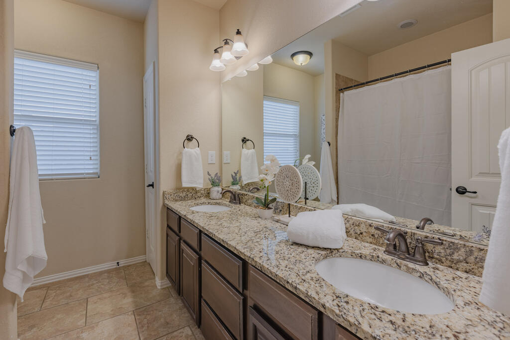 914 R Founders Road Midland, TX 79706 - Photo 22 of 36 Gallery Image 22