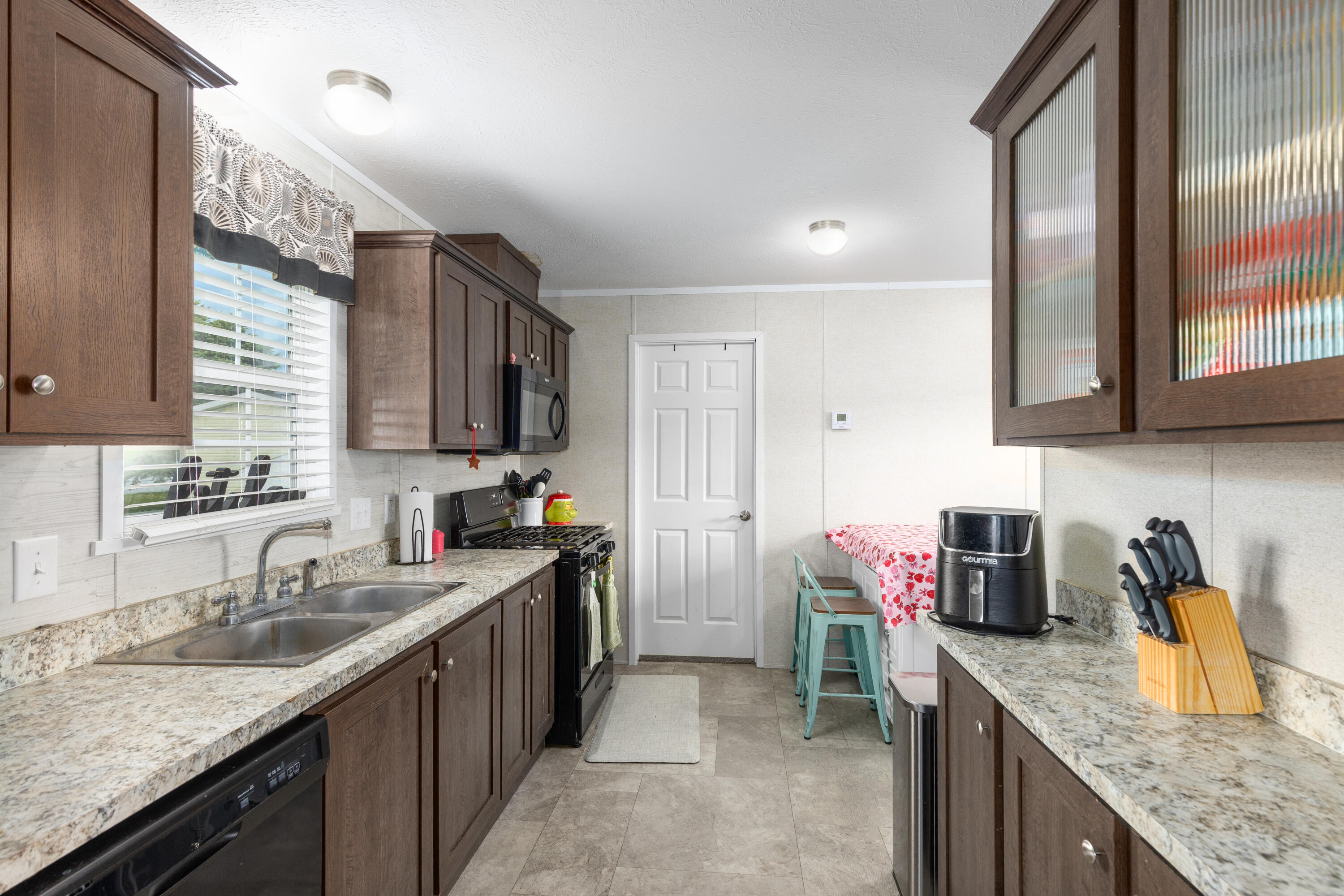 360 East Tuttle Road, Unit 121 Ionia, MI 48846 - Photo 9 of 20 360-E-Tuttle_008