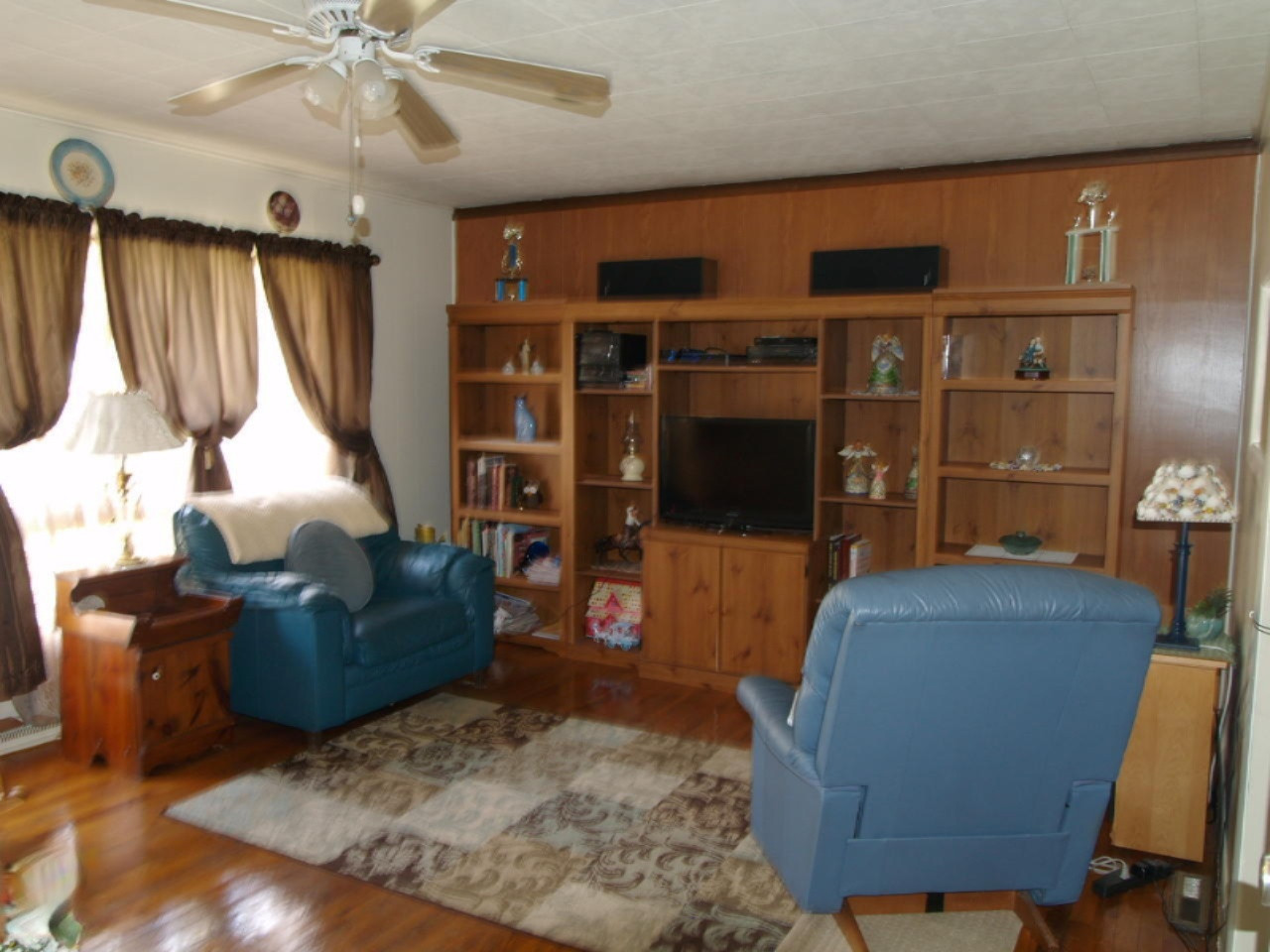 69601 Garver Lake Road Edwardsburg, MI 49112 - Photo 1 of 7 P1015440