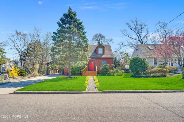 $663,000 | 119 Maple Street, Toms River, NJ 08753