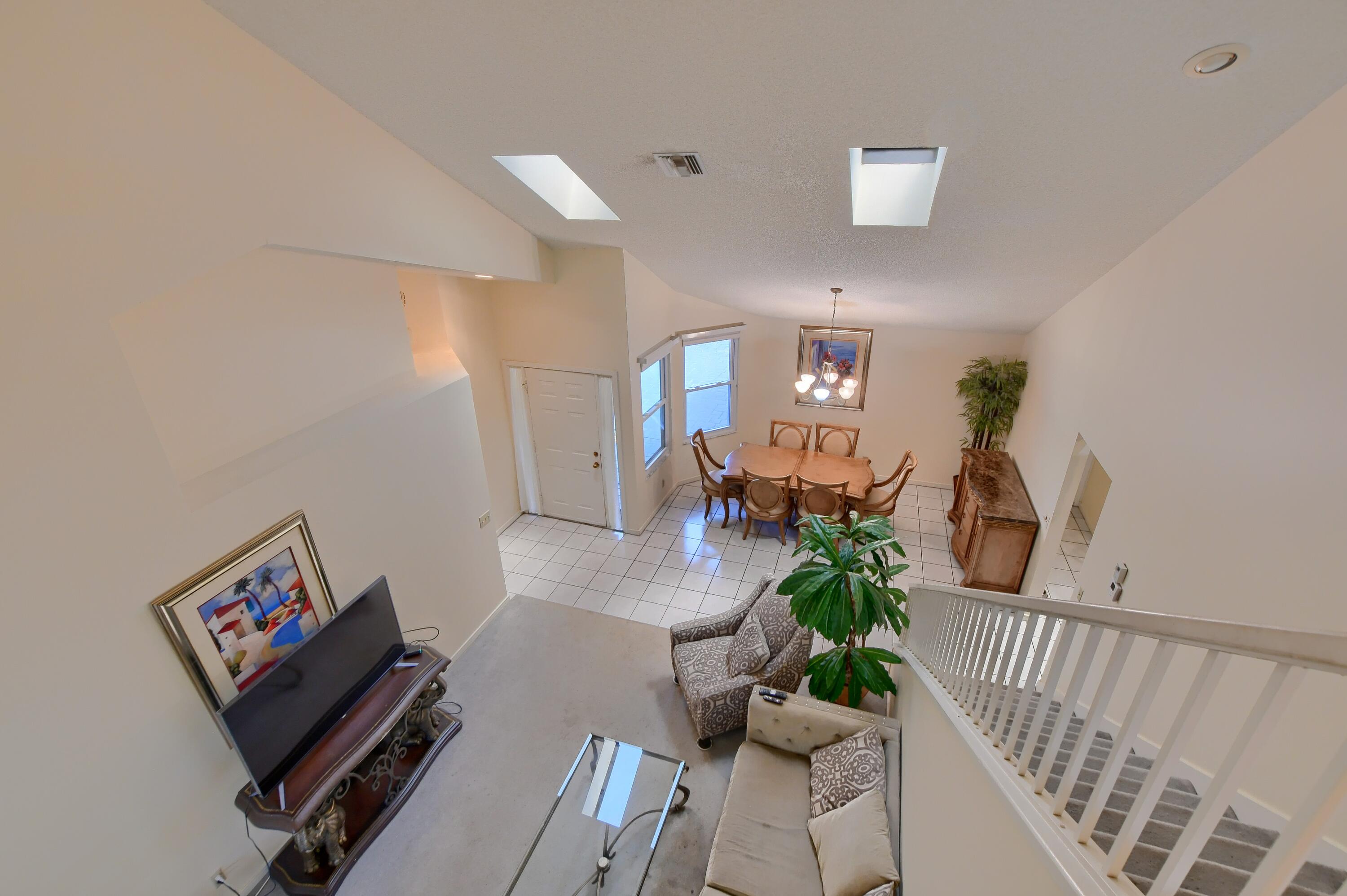 5241 Majorca Club Drive Boca Raton, FL 33486 - Photo 30 of 44 LIVING/DINING ROOM