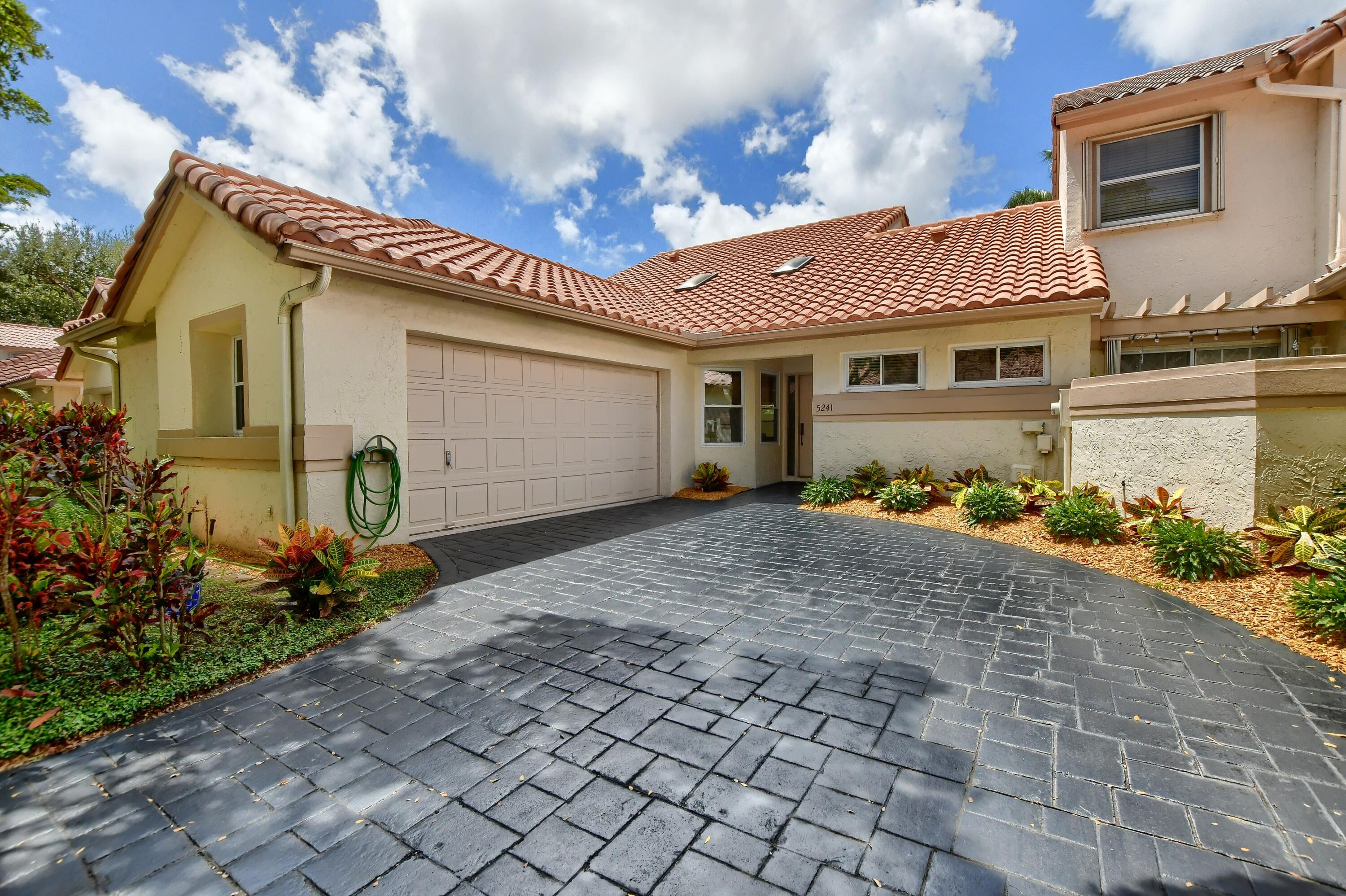 5241 Majorca Club Drive Boca Raton, FL 33486 - Photo 3 of 44 FRONT EXTERIOR