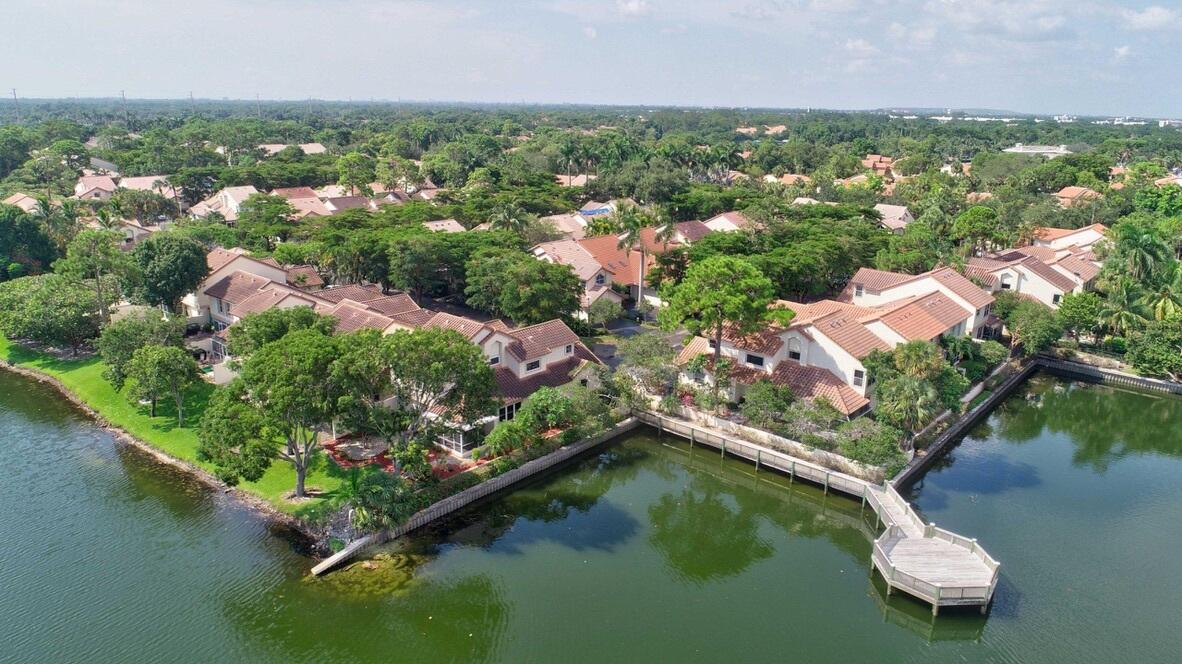 5241 Majorca Club Drive Boca Raton, FL 33486 - Photo 43 of 44 COMMUNITY PIER