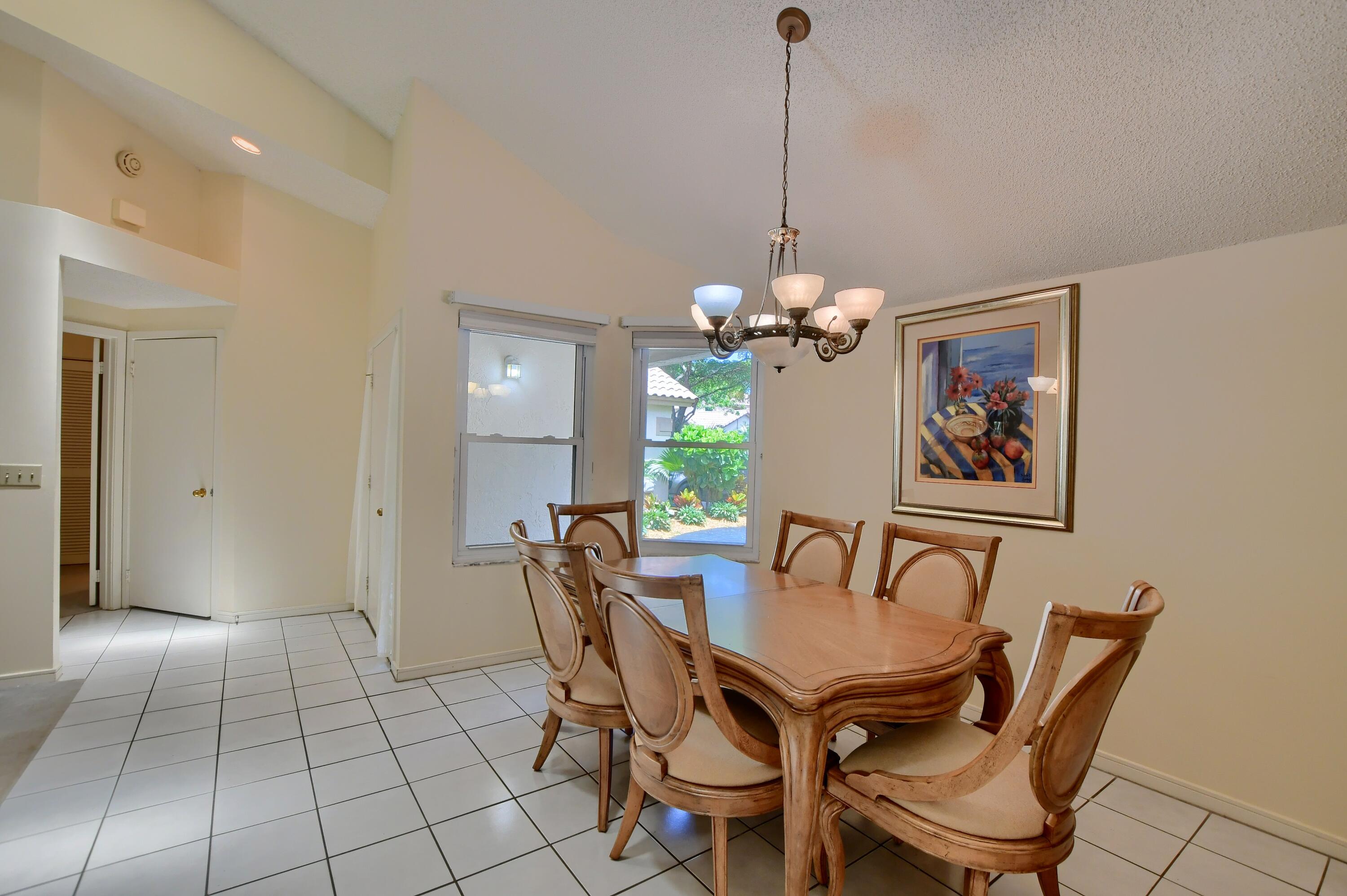 5241 Majorca Club Drive Boca Raton, FL 33486 - Photo 6 of 44 FOYER/DINING