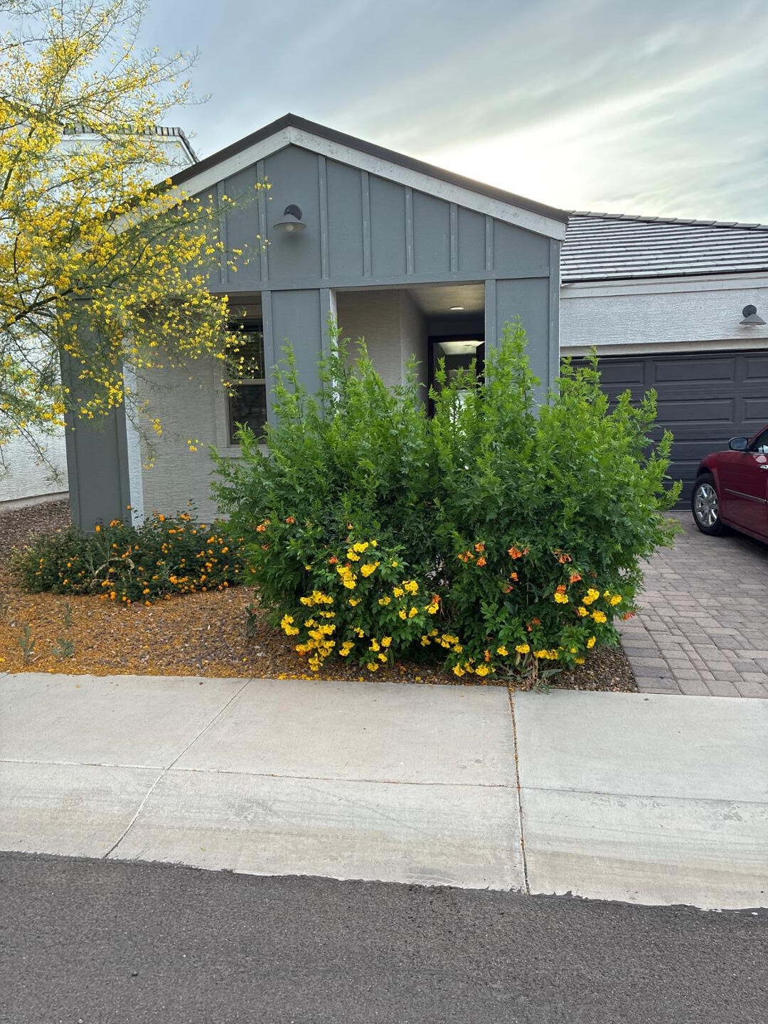 5630 South Daisy Patch Place Phoenix, AZ 85040 - Photo 1 of 14 front view of a house