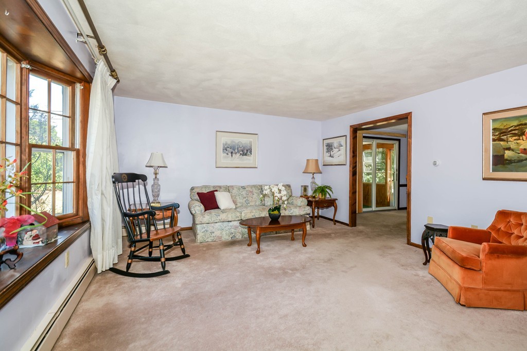 4 Old Farm Road Reading, MA 01867 - Photo 5 of 22