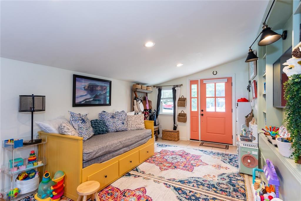 3056 Vine Circle Decatur, GA 30033 - Photo 7 of 46 Gallery Image 7