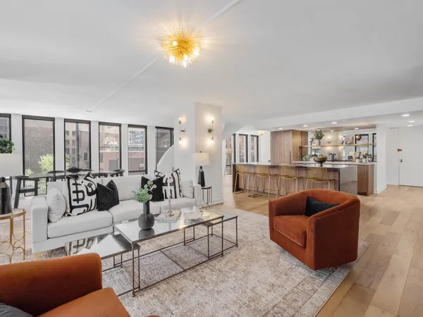 $13,000 | 200 East Delaware Place, Unit 89C, Chicago, IL 60611