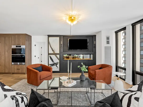 $13,000 | 200 East Delaware Place, Unit 89C, Chicago, IL 60611