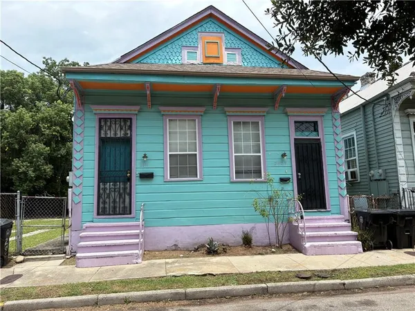 $1,400 | 2839 Maurepas Street, New Orleans, LA 70119