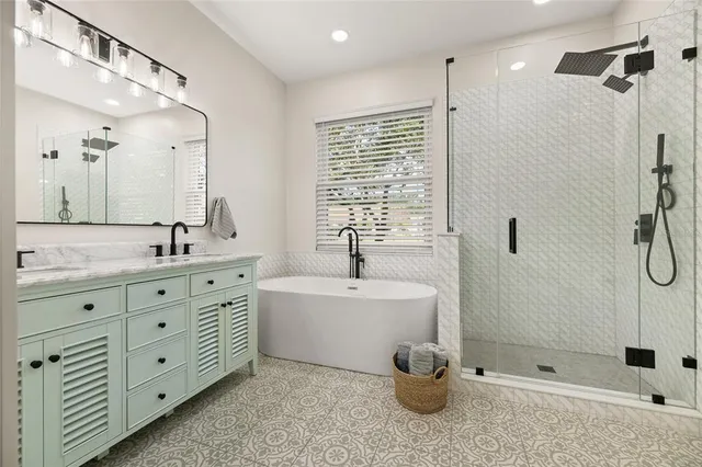 $499,000 | 10 Gleneagles Place, Palm Coast, FL 32137