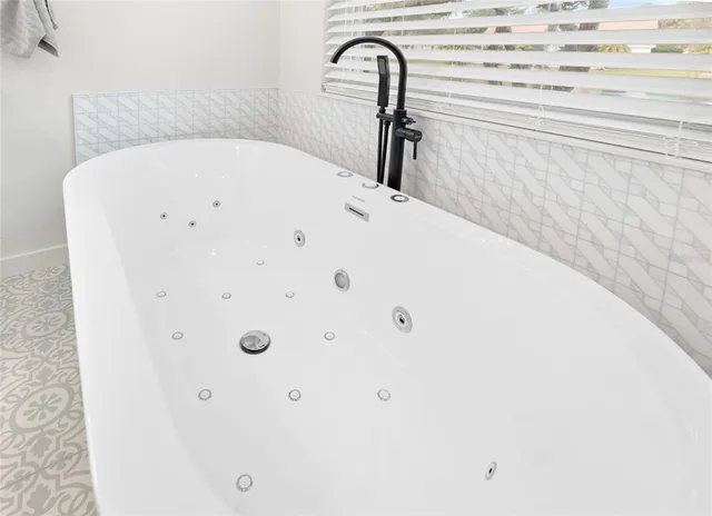 $499,000 | 10 Gleneagles Place, Palm Coast, FL 32137